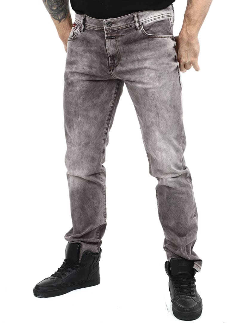 Nixon Cipo Baxx Jeans - Brun_3.jpg