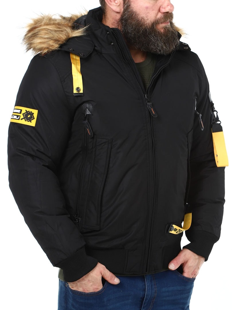 black Winterjacket with yelow details_8.jpg